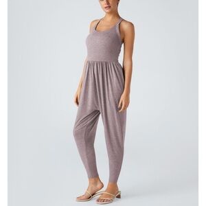 HALARA Sleeveless Backless Jumpsuit in Soft Mauve